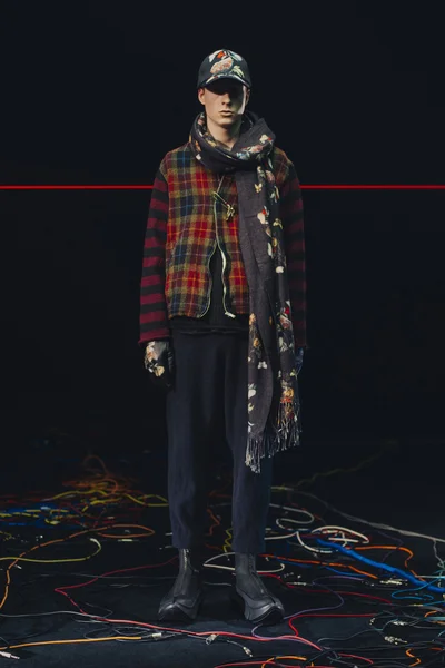 Look 33